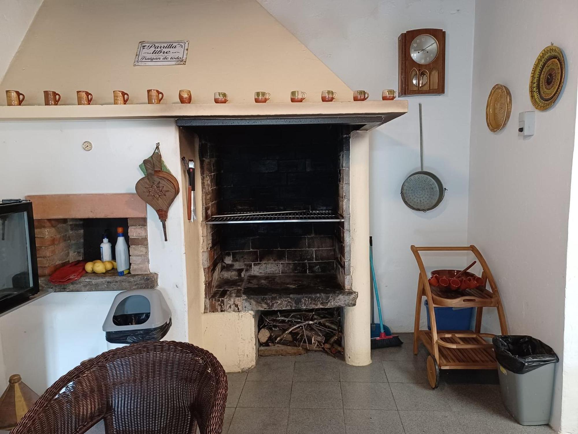 Acogedora Casa De Campo Neda Luaran gambar