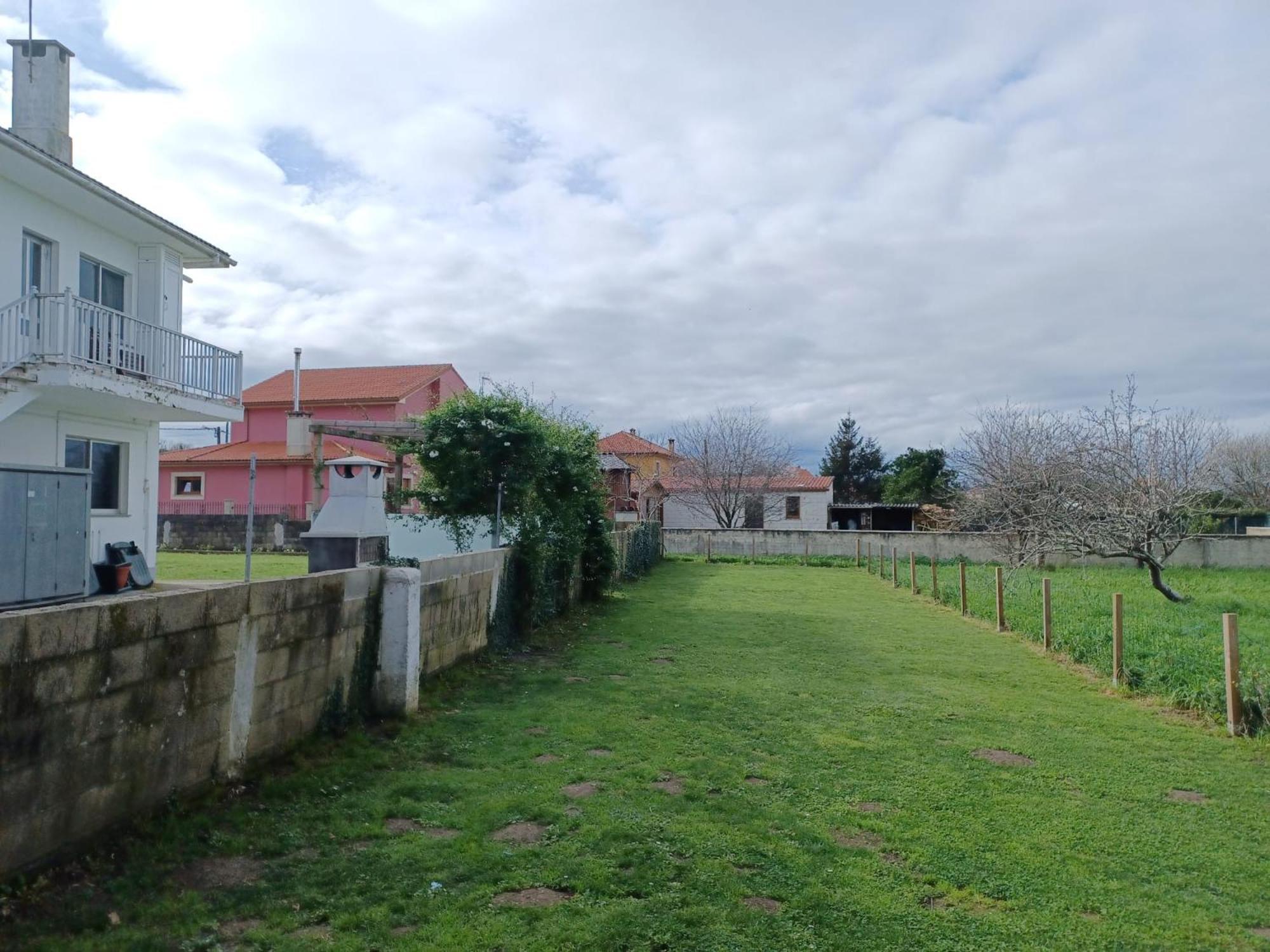 Acogedora Casa De Campo Neda Luaran gambar